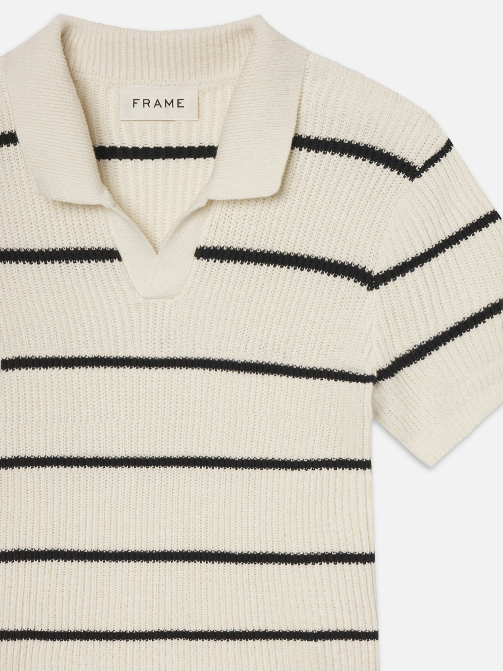 sweater front detail packshot image alt:fit1